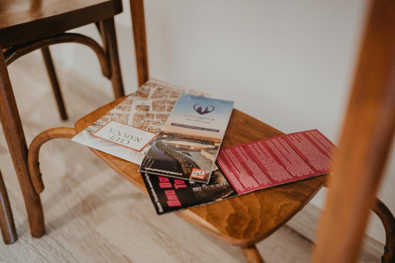 Apartament Studio Eroilor Kluż-Napoka Zewnętrze zdjęcie